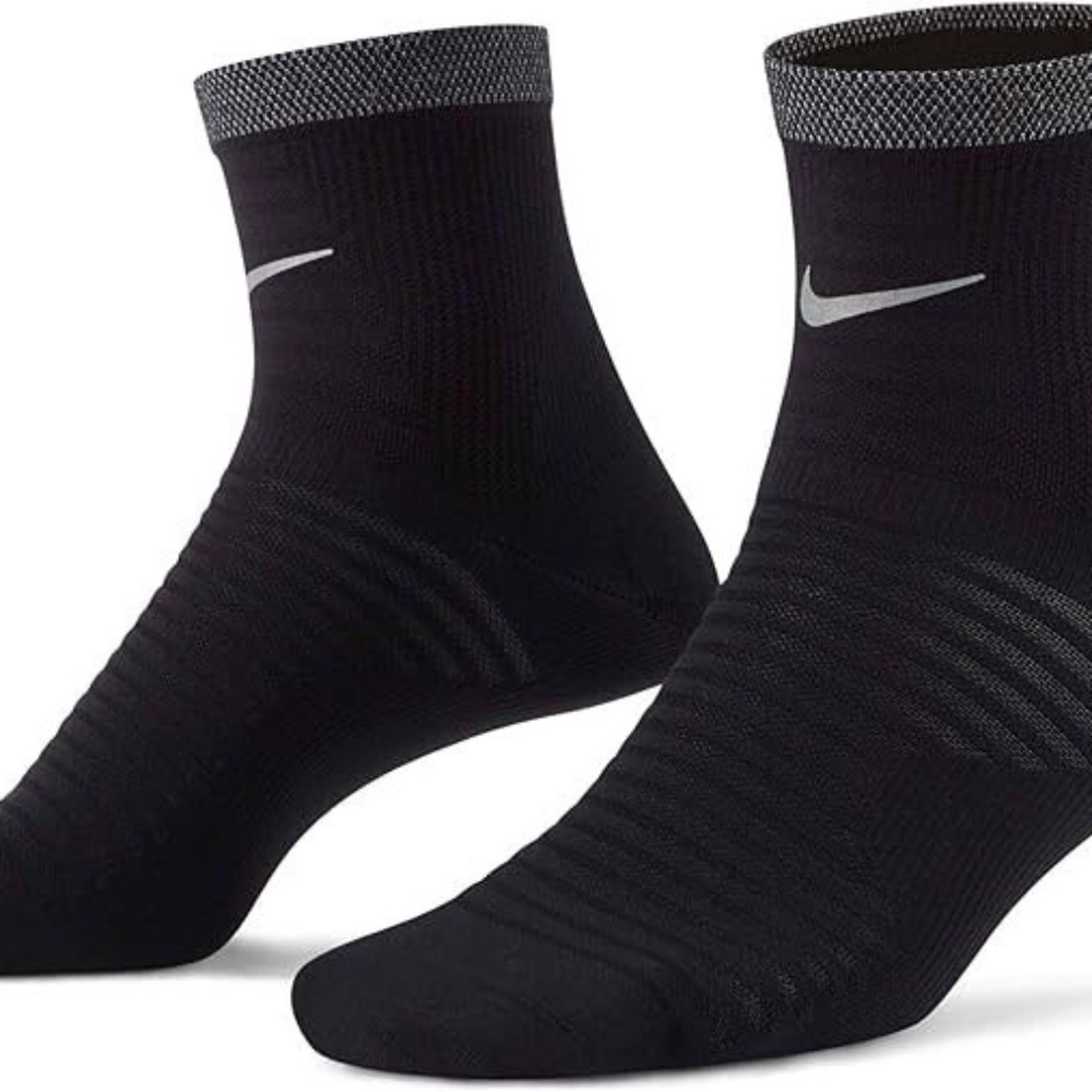 Nike Spark Lightweight Ankle Running Socks Size WMN 7.5 - 9 MEN 6 - 7.5